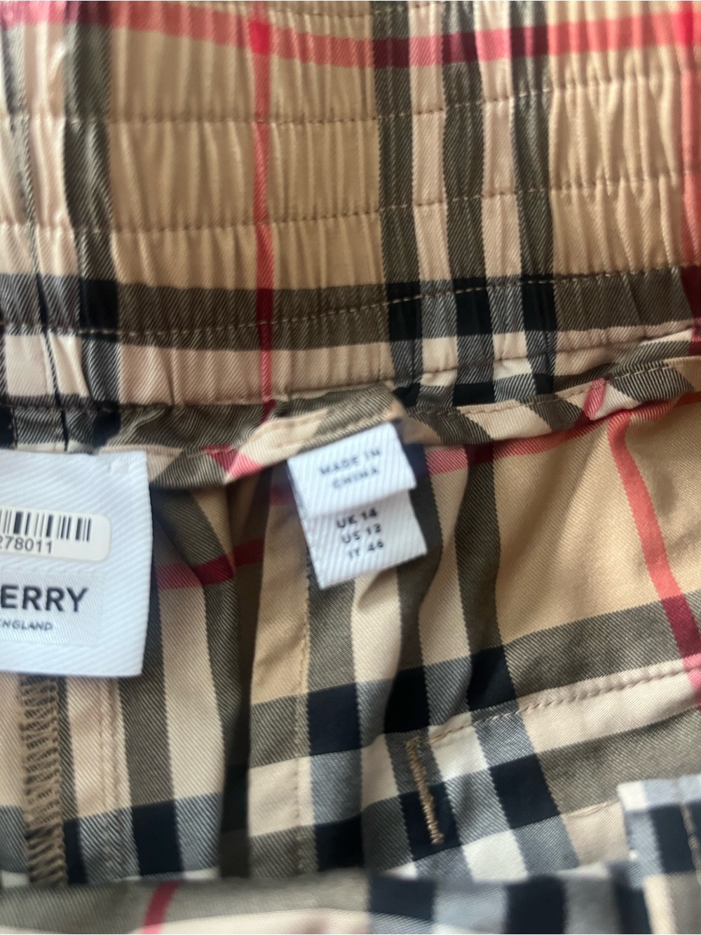Burberry Beige Plaid Elastic-Waist Circle Shorts with Navy & Red Lines - Picture 3 of 4
